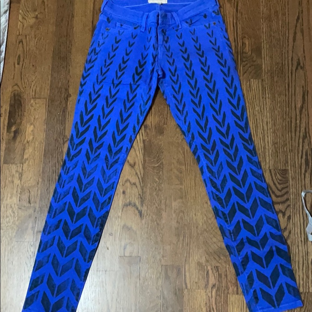 BLUE AND BLACK JEANS